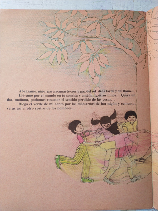 Libro usado en venta: Monologo de un arbol solitario de Rosario Anzola; impreso en 1983 realizamos envios a todo el mundo.3