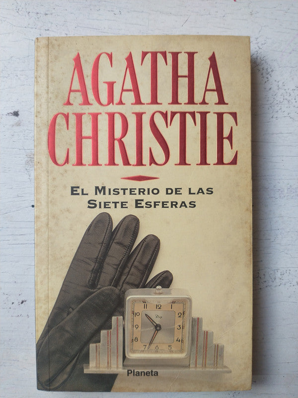 Libro usado en venta: El misterio de las siete esferas de Agatha Christie; editorial Planeta impreso en 1996 realizamos envios a todo el mundo.1