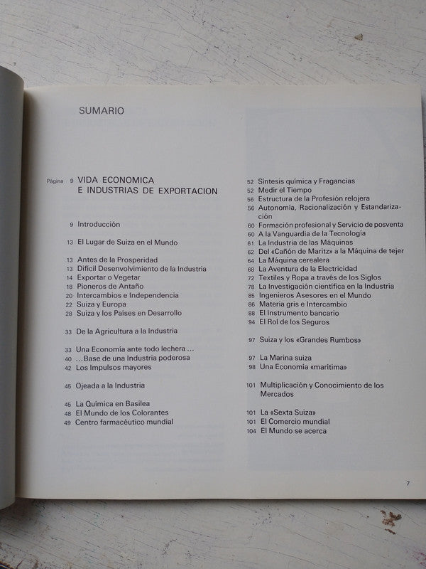Libro usado en venta: La economia - Vida economica e Industrias de exportacion; editorial OSEC impreso en 1982 realizamos envios a todo el mundo.4