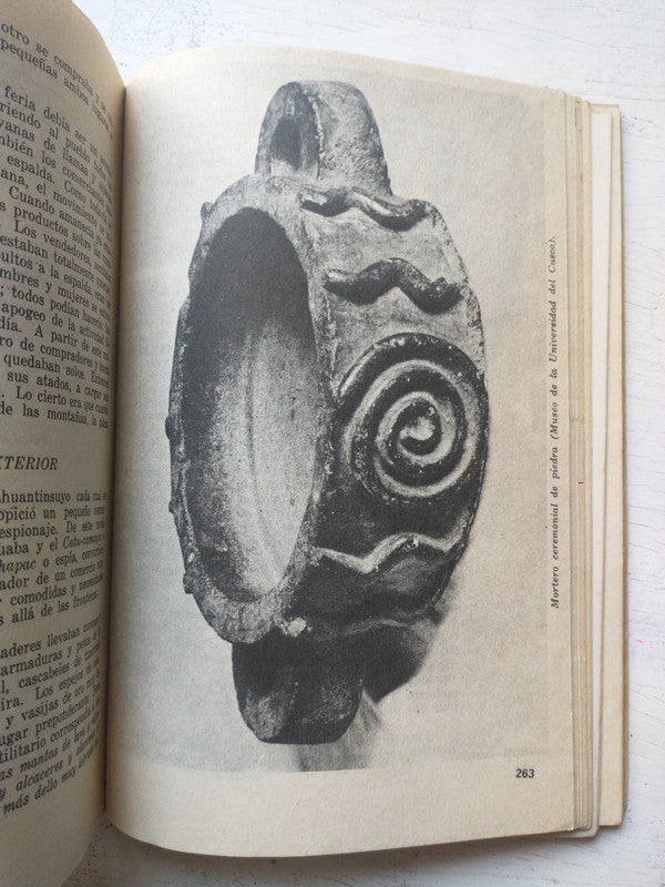 Libro usado en venta: Peru Incaico de Jose A. del Busto Duthurburu; editorial Librería Stadium impreso en 1986 realizamos envios a todo el mundo.3