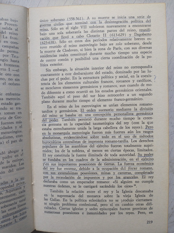 Libro usado en venta: Las religiones antiguas - Vol. 1 de Henri-Charles Puech; editorial Siglo XXI impreso en 1983 realizamos envios a todo el mundo.2