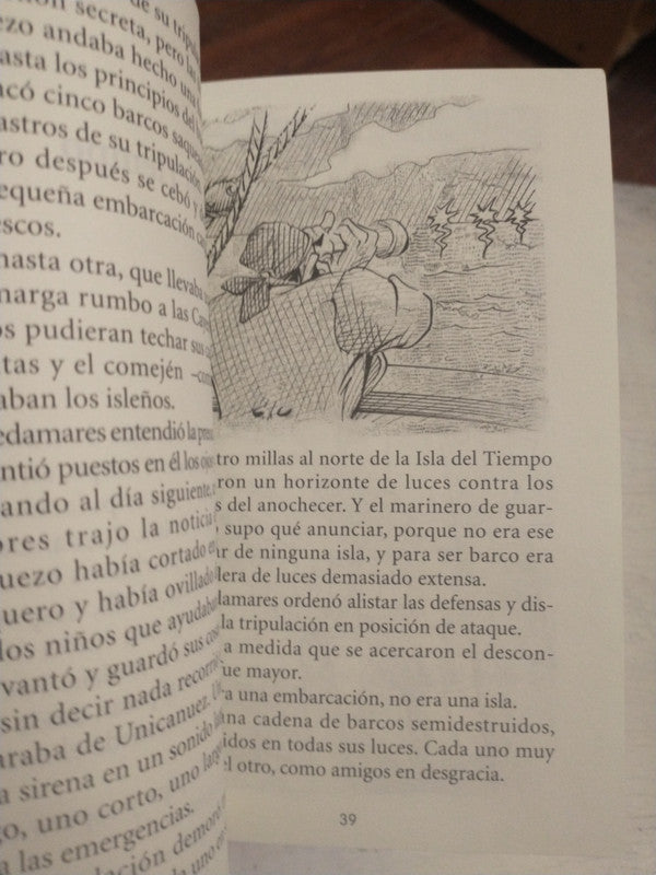 Libro usado en venta: Ruedamares - Pirata de la Mar Bravia de Maria Cristina Ramos; editorial Siete Vacas impreso en 2007 envios a todo el mundo.2