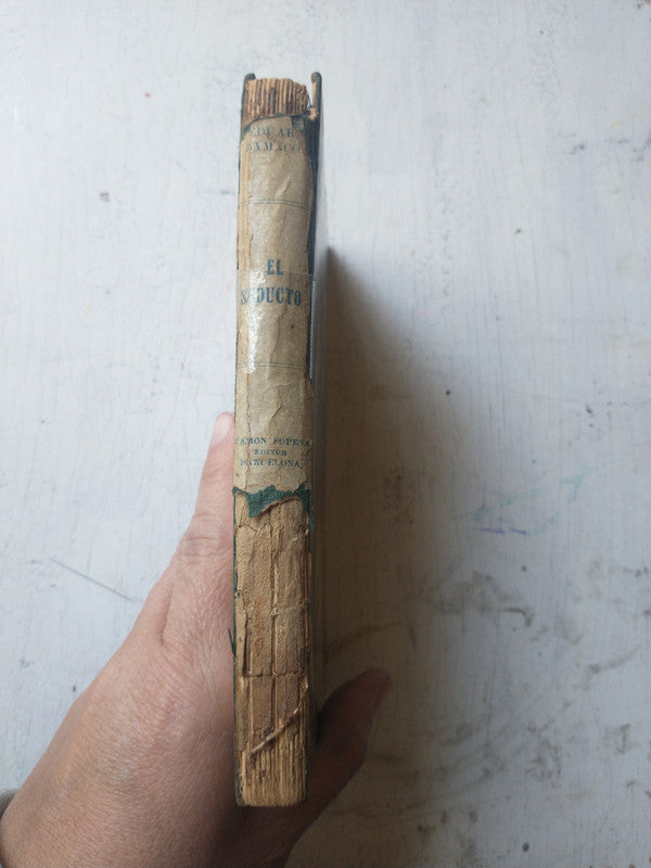 Libro usado en venta: Los verdes a?os de Archibal J. Cronin; editorial Jacobo Peuser impreso en 1954 realizamos envios a todo el mundo.2