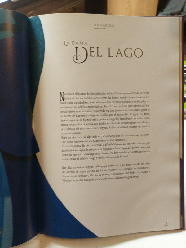 Libro usado en venta: Hadas de leyenda de Christine Pompei - Anja Klauss; editorial El Ateneo impreso en 2015 realizamos envios a todo el mundo.4