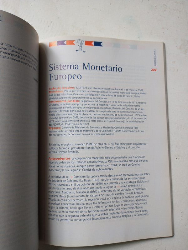 Libro usado en venta: Grecia - Historia, Artes tradicionales, Recorridos; editorial Toubi's impreso en 1993 realizamos envios a todo el mundo.2