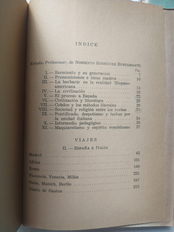 Libro usado en venta: Viajes - 3 tomos de Domingo Faustino Sarmiento; editorial Hachette impreso en 1955 realizamos envios a todo el mundo.3