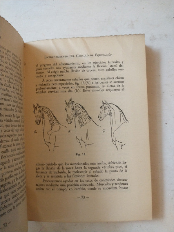 Libro usado en venta: Un bolsillo lleno de vodka de Archibal J. Cronin; editorial Emece impreso en 1970 realizamos envios a todo el mundo.2