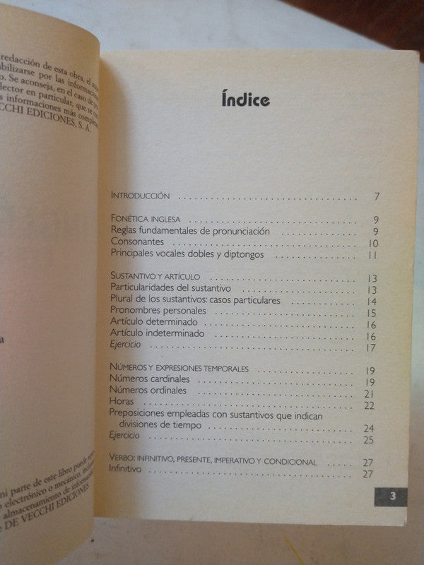 Libro usado en venta: Para vivir aqu? de Juan Goytisolo; editorial Bruguera impreso en 1960 realizamos envios a todo el mundo.2