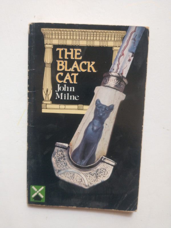 Libro usado en venta: The black cat de John Milne; editorial Heinemann impreso en 1975 realizamos envios a todo el mundo.1