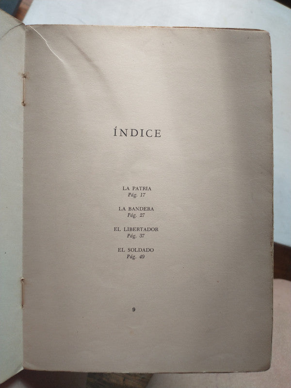 Libro usado en venta: Poemas nacionales de Francisco Luis Bernardez; editorial Sudamericana impreso en 1949 realizamos envios a todo el mundo.4