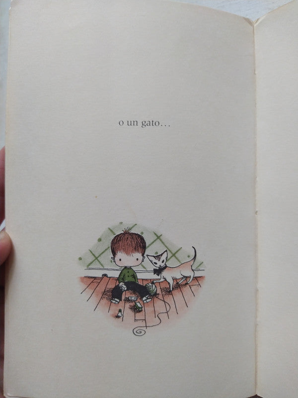 Libro usado en venta: Un amigo es alguien a quien gustas de Joan Walsh Anglund; editorial Bruguera impreso en 1974 realizamos envios a todo el mundo.2