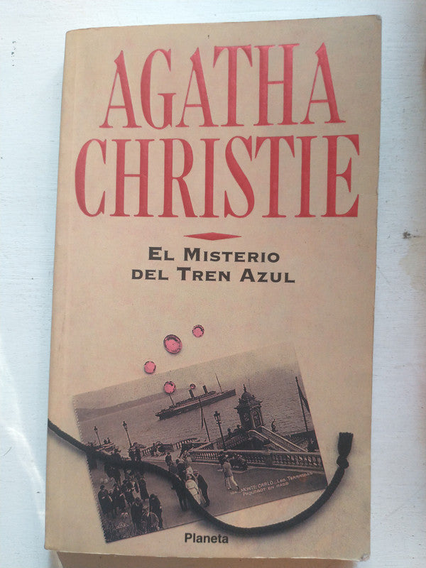 Libro usado en venta: El misterio del tren azul de Agatha Christie; editorial Planeta impreso en 2001 realizamos envios a todo el mundo.1