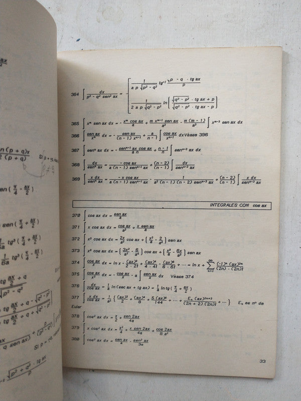Libro usado en venta: A technical School - 1 de Fontana - Levy - Mooney; editorial Kapelusz impreso en 1980 realizamos envios a todo el mundo.2