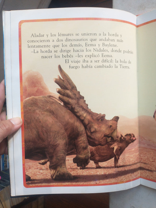 Libro usado en venta: Dinosaurio - gran colecci?n de Julie Michaels; editorial Norma impreso en 2000 realizamos envios a todo el mundo.3
