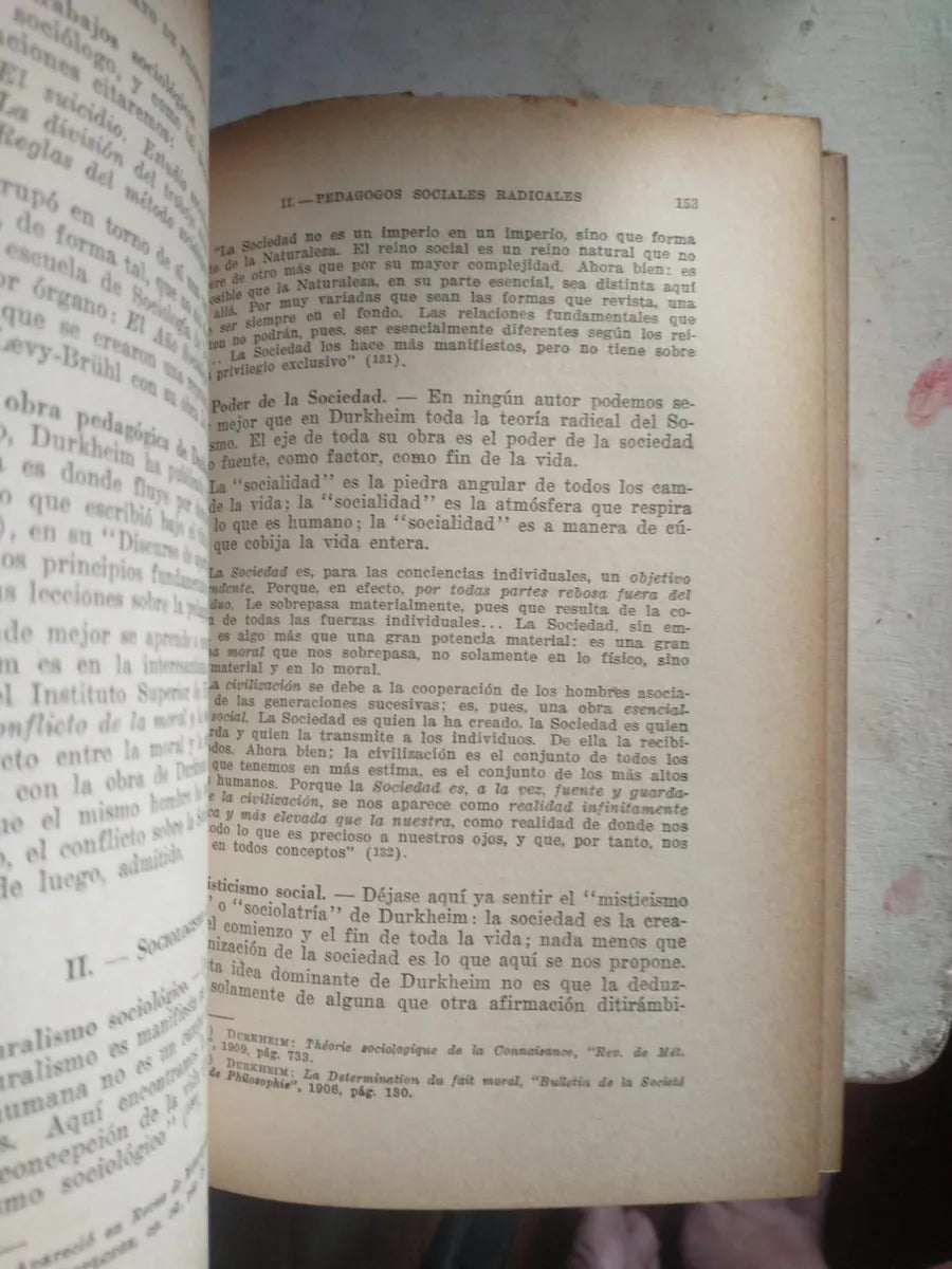 Libro usado en venta: Ensayo de filosofia pedagogica de Fr. De Hovre; editorial Fax impreso en 1947 realizamos envios a todo el mundo.2
