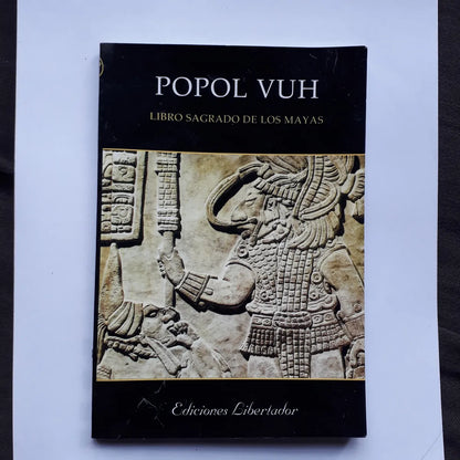 Libro usado en venta: Popol Vuh - Libro sagrado de los Mayas; editorial Libertador impreso en 2009 realizamos envios a todo el mundo.1