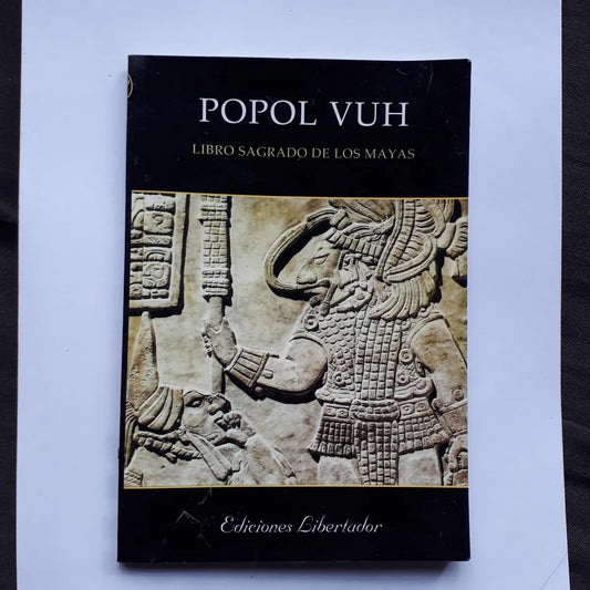 Libro usado en venta: Popol Vuh - Libro sagrado de los Mayas; editorial Libertador impreso en 2009 realizamos envios a todo el mundo.1