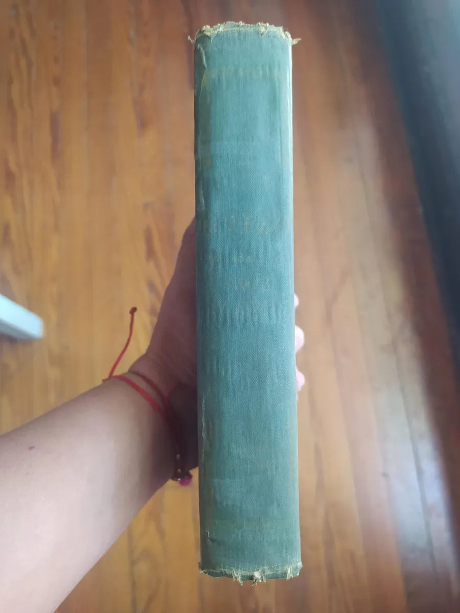 Libro usado en venta: El petroleo de A. Orfila Reynal; editorial Atlantida impreso en 1945 realizamos envios a todo el mundo.2