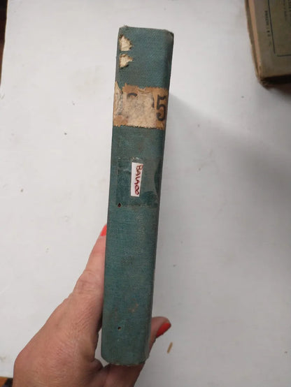 Libro usado en venta: La invasion de los herejes de Bernardo Gonzalez Arrili; editorial Buenos Aires impreso en 1926 realizamos envios a todo el mundo.2