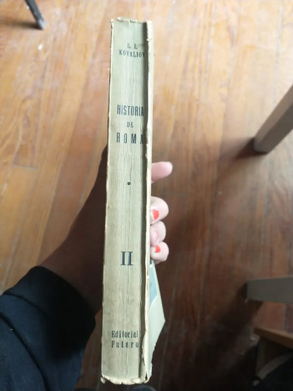 Libro usado en venta: Historia de Roma (Tomo 2) de S. I. Kovaliov; editorial Futuro impreso en 1959 realizamos envios a todo el mundo.2