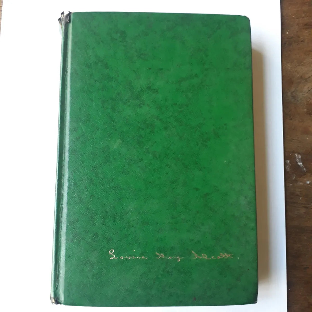 Libro usado en venta: Eight Cousins de Louisa May Alcott; editorial Book, Inc impreso en 1946 realizamos envios a todo el mundo.2