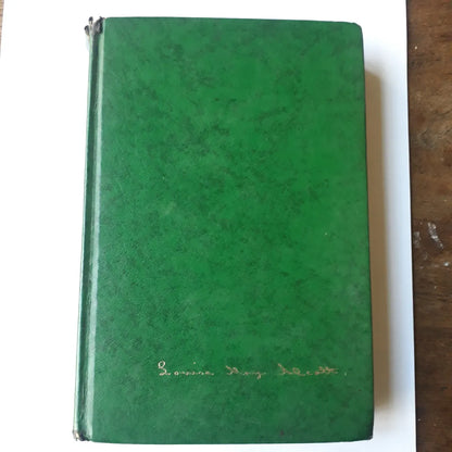Libro usado en venta: Eight Cousins de Louisa May Alcott; editorial Book, Inc impreso en 1946 realizamos envios a todo el mundo.2