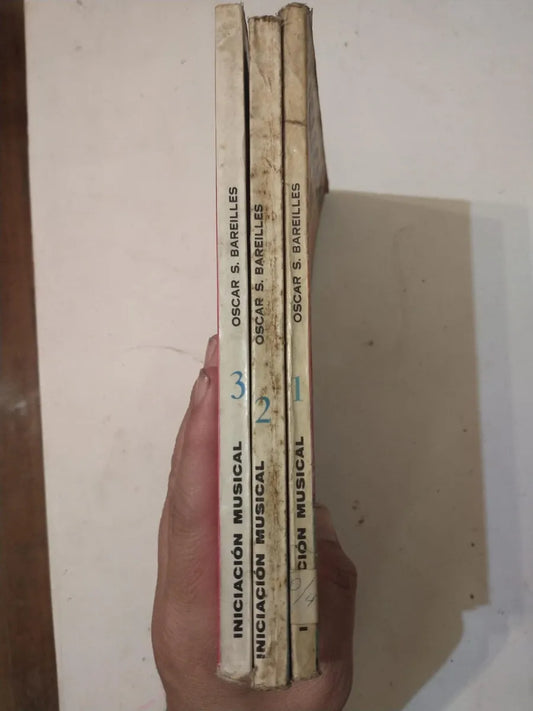 Libro usado en venta: Al andar se hace camino - El arte de vivir el presente de Carlos G. Valles; editorial Sal Terrae impreso en 1994.2