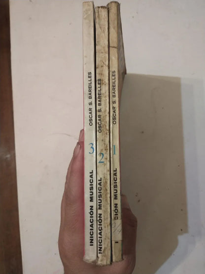 Libro usado en venta: Al andar se hace camino - El arte de vivir el presente de Carlos G. Valles; editorial Sal Terrae impreso en 1994.2