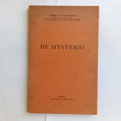 Libro usado en venta: De Mysterio; editorial Desclee de Brouwer impreso en 1945 realizamos envios a todo el mundo.1