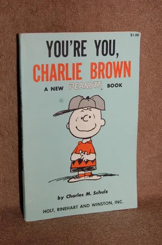 Libro usado en venta: You' re you, Charles Brown de Charles M. Schulz; editorial Rinehard impreso en 1968 realizamos envios a todo el mundo.1