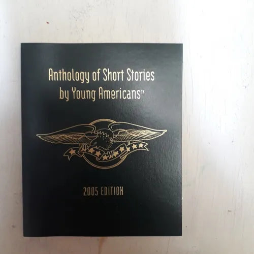 Libro usado en venta: Anthology of short stories by Young Americans - Vol. 5; impreso en 2005 realizamos envios a todo el mundo.1