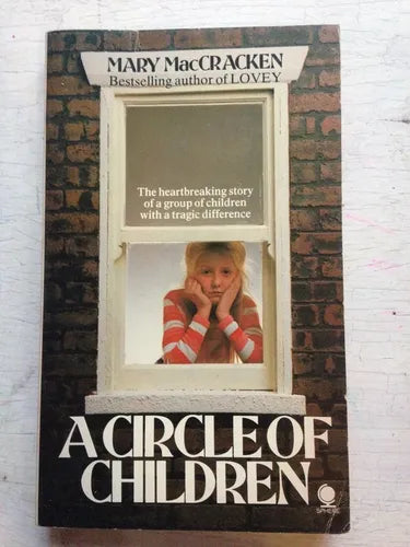 Libro usado en venta: A circle of children de Mary MacCracken; editorial Shere Books Limited impreso en 1981 realizamos envios a todo el mundo.1
