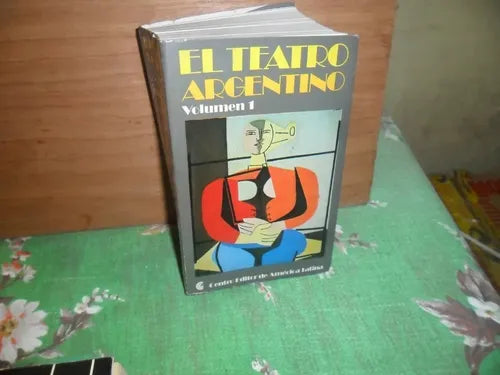 Libro usado en venta: El teatro argentino; editorial Centro Editor de America Latina impreso en 1982 realizamos envios a todo el mundo.1