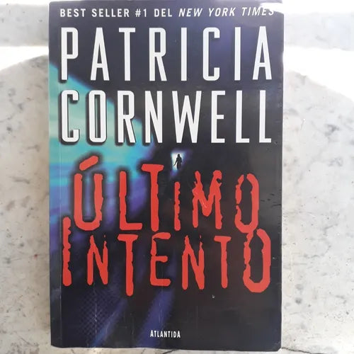 Libro usado en venta: Ultimo intento de Patricia Cornwell; editorial Atlantida impreso en 2001 realizamos envios a todo el mundo.1