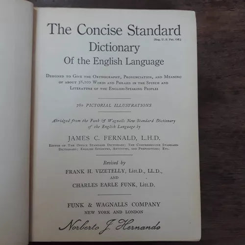 Libro usado en venta: The concise standart dictionary of the english language; editorial Funk & Wagnalls impreso en 1942 envios a todo el mundo.1