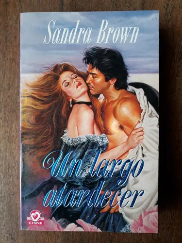 Libro usado en venta: Un largo atardecer de Sandra Brown; editorial Plaza & Janes impreso en 2000 realizamos envios a todo el mundo.1