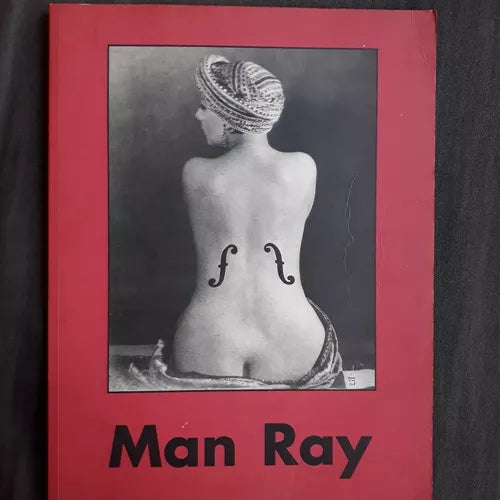 Libro usado en venta: Man Ray (1890-1976) (serie Menor); editorial Benedikt Taschen impreso en 1997 realizamos envios a todo el mundo.1