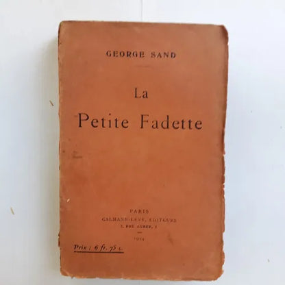 Libro usado en venta: La Petite Fadette de George Sand; editorial Calden impreso en 1924 realizamos envios a todo el mundo.1