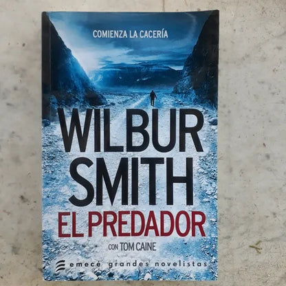 Libro usado en venta: El predador de Wilbur A. Smith; editorial Emece impreso en 2017 realizamos envios a todo el mundo.1