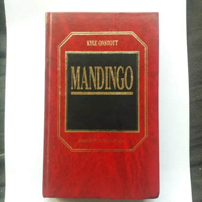 Libro usado en venta: Mandingo de Kyle Onstott; editorial Hyspamerica impreso en 1984 realizamos envios a todo el mundo.1