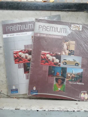 Libro usado en venta: Premium B1 Level - Coursebook - Workbook (Incluye CD) de Rachael Roberts - Susan Hutchison; editorial Longman impreso en 2010.1