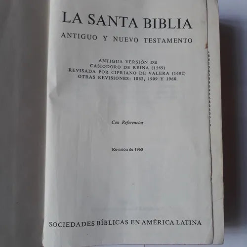 Libro usado en venta: La Santa Biblia - Antiguo y Nuevo Testamento; editorial Sociedades Biblicas en America Latina impreso en 1960.1