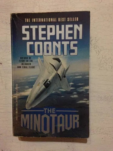 Libro usado en venta: The minotaur de Stephen Coonts; editorial Dell Book impreso en 1990 realizamos envios a todo el mundo.1