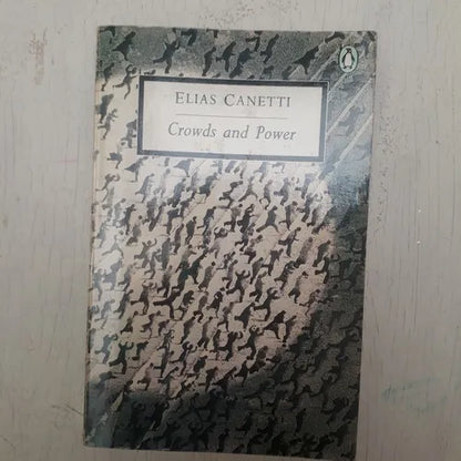 Libro usado en venta: Crowds and Power de Elias Canetti; editorial Penguin Books impreso en 1984 realizamos envios a todo el mundo.1