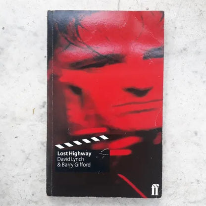 Libro usado en venta: Lost Highway de David Lych - Barry Gifford; editorial Faber and faber impreso en 1997 realizamos envios a todo el mundo.1