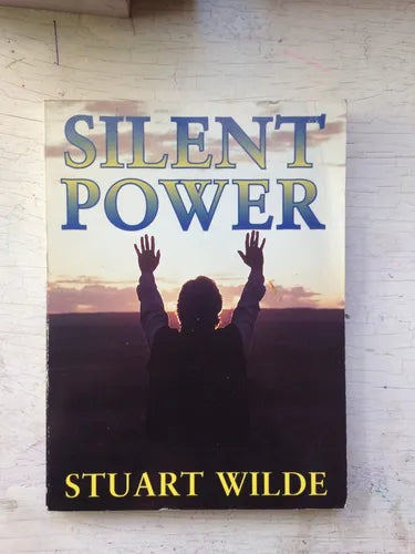 Libro usado en venta: Silent power de Stuart Wilde; editorial Nacson & Sons impreso en 1996 realizamos envios a todo el mundo.1