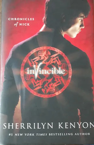 Libro usado en venta: Invincible de Sherrilyn Kenyon; editorial St. Martin's impreso en 2011 realizamos envios a todo el mundo.1