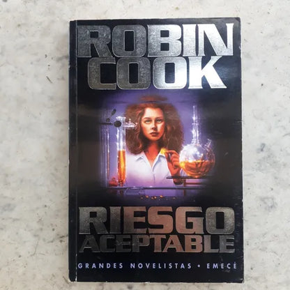 Libro usado en venta: Riesgo aceptable de Robin Cook; editorial Emece impreso en 1995 realizamos envios a todo el mundo.1