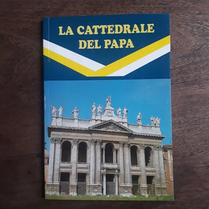 Libro usado en venta: La Cattedrale del Papa de Giovanni B. De Toth; impreso en 1997 realizamos envios a todo el mundo.1