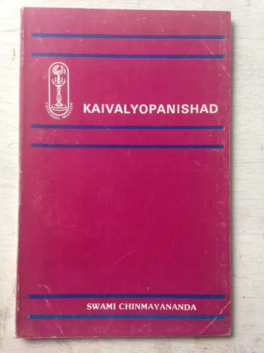 Libro usado en venta: Discourses on Kaivalyopanishad (Violeta) de Swami Chinmayananda; editorial Central Chinmaya impreso en 1986.1